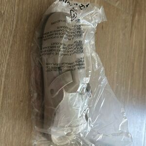 White Mountain Footbeds in taupe suede with fur